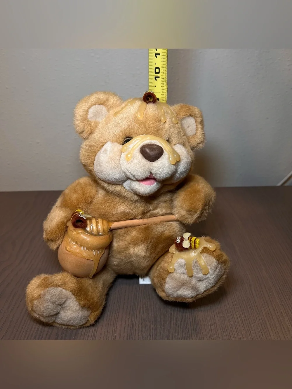 VINTAGE KELLYTOY HONEYBEE TEDDY BEAR MEL PLUSH DRIPPING HONEY POT STUFFED ANIMAL